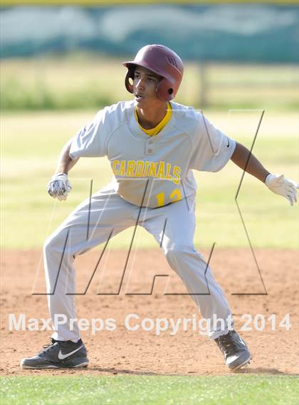 Thumbnail 2 in Cantwell-Sacred Heart vs. Artesia (St. Paul Tournament) photogallery.