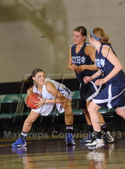 Thumbnail 3 in Highlands Ranch vs. Ralston Valley (CHSAA 5A Great 8) photogallery.