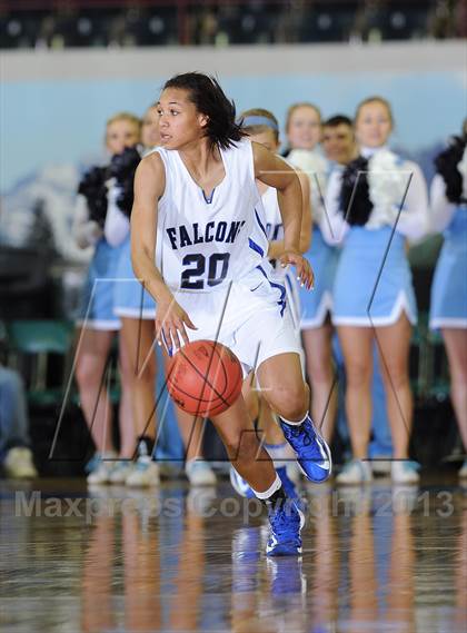 Thumbnail 3 in Highlands Ranch vs. Ralston Valley (CHSAA 5A Great 8) photogallery.