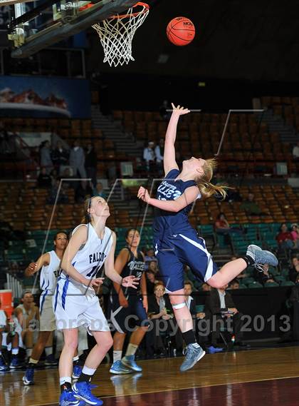 Thumbnail 2 in Highlands Ranch vs. Ralston Valley (CHSAA 5A Great 8) photogallery.