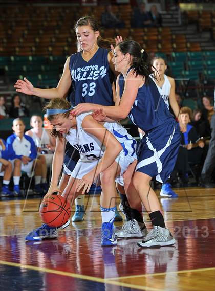 Thumbnail 2 in Highlands Ranch vs. Ralston Valley (CHSAA 5A Great 8) photogallery.