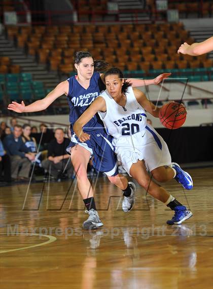 Thumbnail 1 in Highlands Ranch vs. Ralston Valley (CHSAA 5A Great 8) photogallery.