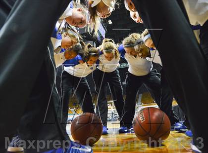 Thumbnail 2 in Highlands Ranch vs. Ralston Valley (CHSAA 5A Great 8) photogallery.
