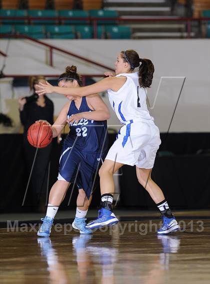 Thumbnail 2 in Highlands Ranch vs. Ralston Valley (CHSAA 5A Great 8) photogallery.