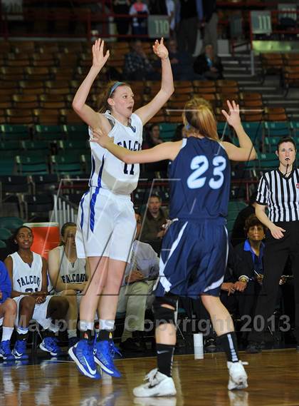 Thumbnail 2 in Highlands Ranch vs. Ralston Valley (CHSAA 5A Great 8) photogallery.