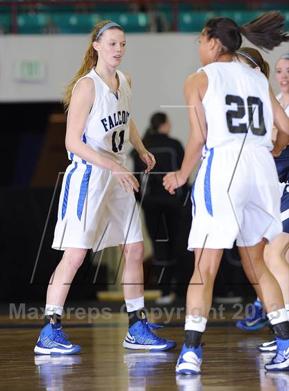 Thumbnail 3 in Highlands Ranch vs. Ralston Valley (CHSAA 5A Great 8) photogallery.