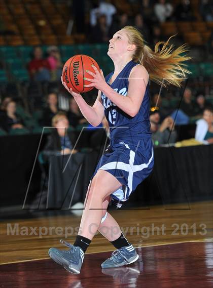 Thumbnail 3 in Highlands Ranch vs. Ralston Valley (CHSAA 5A Great 8) photogallery.