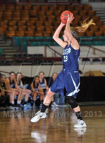 Thumbnail 1 in Highlands Ranch vs. Ralston Valley (CHSAA 5A Great 8) photogallery.