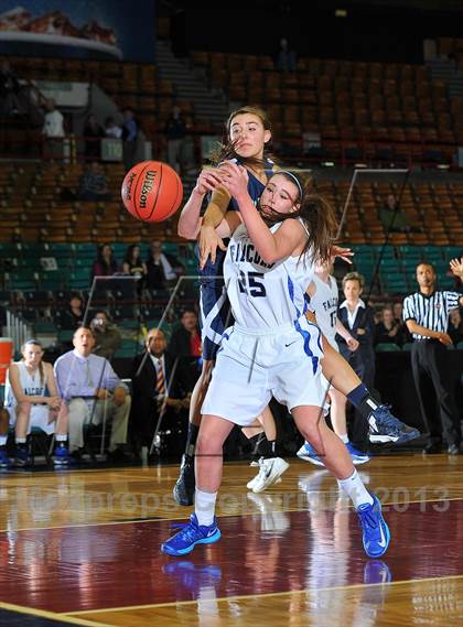Thumbnail 2 in Highlands Ranch vs. Ralston Valley (CHSAA 5A Great 8) photogallery.