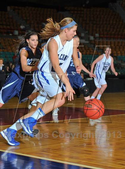 Thumbnail 3 in Highlands Ranch vs. Ralston Valley (CHSAA 5A Great 8) photogallery.
