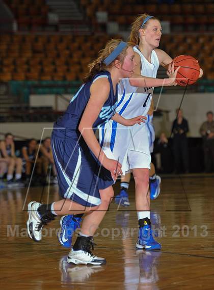Thumbnail 2 in Highlands Ranch vs. Ralston Valley (CHSAA 5A Great 8) photogallery.