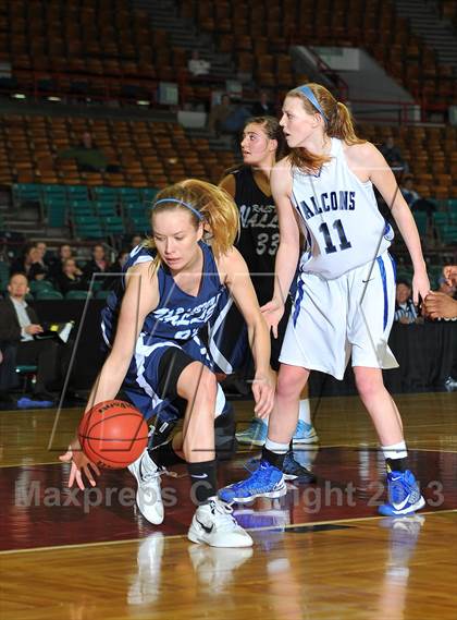 Thumbnail 2 in Highlands Ranch vs. Ralston Valley (CHSAA 5A Great 8) photogallery.