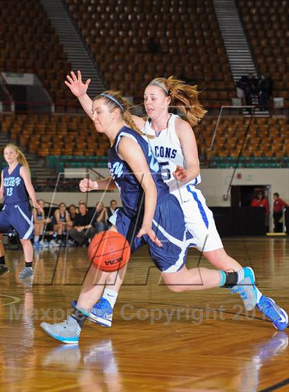 Thumbnail 3 in Highlands Ranch vs. Ralston Valley (CHSAA 5A Great 8) photogallery.