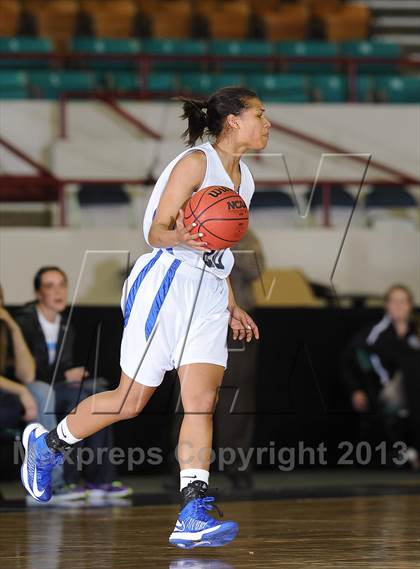 Thumbnail 3 in Highlands Ranch vs. Ralston Valley (CHSAA 5A Great 8) photogallery.