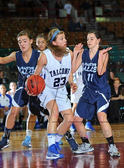 Thumbnail 1 in Highlands Ranch vs. Ralston Valley (CHSAA 5A Great 8) photogallery.