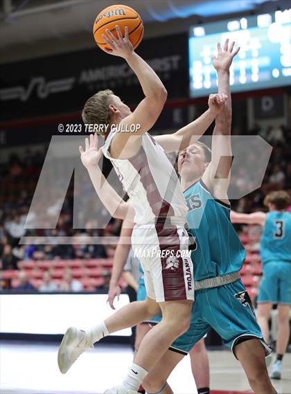 Thumbnail 1 in Canyon View vs. Morgan (UHSAA 3A Consolation Game) photogallery.