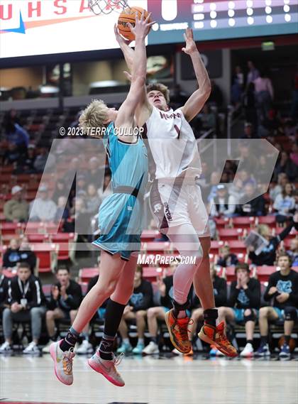 Thumbnail 3 in Canyon View vs. Morgan (UHSAA 3A Consolation Game) photogallery.