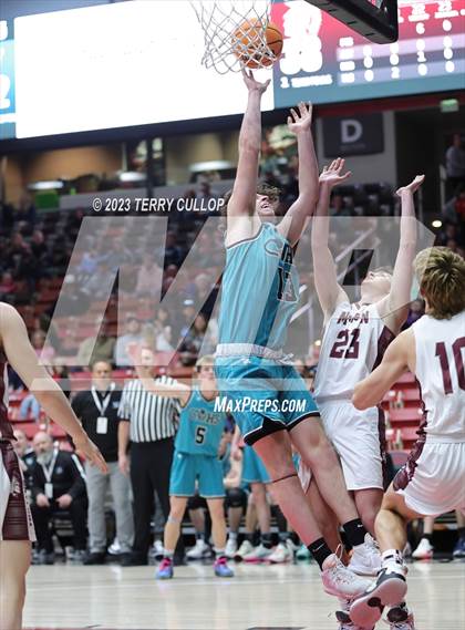 Thumbnail 2 in Canyon View vs. Morgan (UHSAA 3A Consolation Game) photogallery.