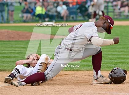 Thumbnail 1 in Brother Rice vs. Chicago Mt. Carmel photogallery.
