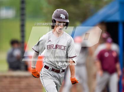 Thumbnail 1 in Brother Rice vs. Chicago Mt. Carmel photogallery.