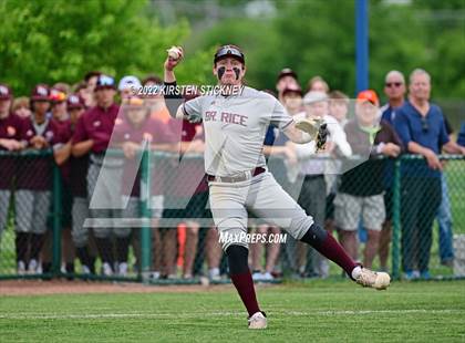 Thumbnail 2 in Brother Rice vs. Chicago Mt. Carmel photogallery.