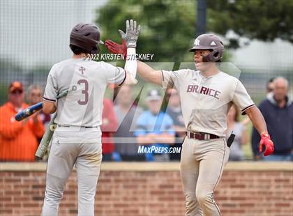 Thumbnail 1 in Brother Rice vs. Chicago Mt. Carmel photogallery.