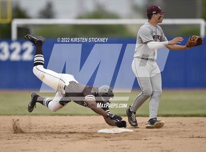 Thumbnail 1 in Brother Rice vs. Chicago Mt. Carmel photogallery.