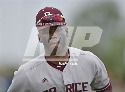 Thumbnail 2 in Brother Rice vs. Chicago Mt. Carmel photogallery.