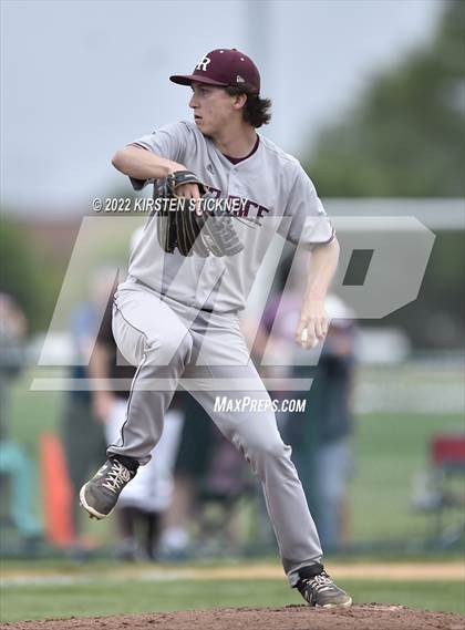 Thumbnail 3 in Brother Rice vs. Chicago Mt. Carmel photogallery.