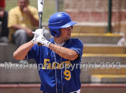 Thumbnail 2 in Colorado Senior 4A-5A All-State Game photogallery.