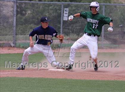 Thumbnail 3 in Colorado Senior 4A-5A All-State Game photogallery.