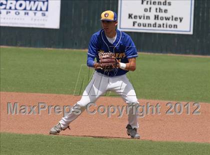 Thumbnail 2 in Colorado Senior 4A-5A All-State Game photogallery.