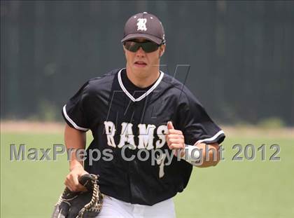 Thumbnail 2 in Colorado Senior 4A-5A All-State Game photogallery.