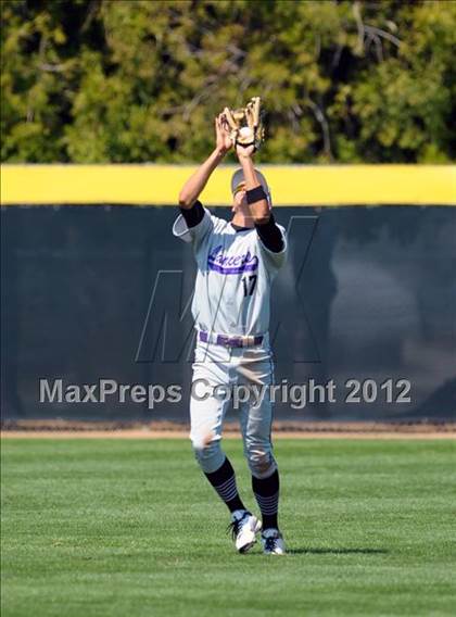 Thumbnail 2 in Alemany vs. Carlsbad (National Classic) photogallery.