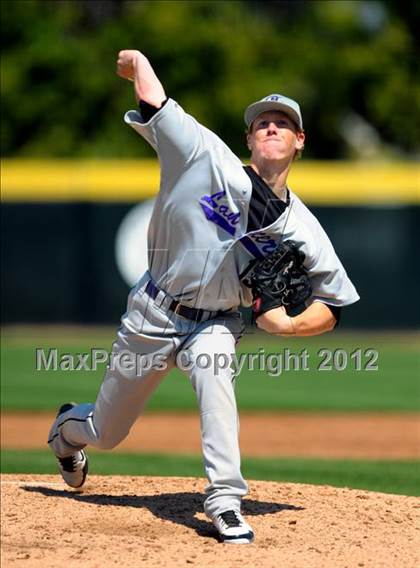 Thumbnail 1 in Alemany vs. Carlsbad (National Classic) photogallery.