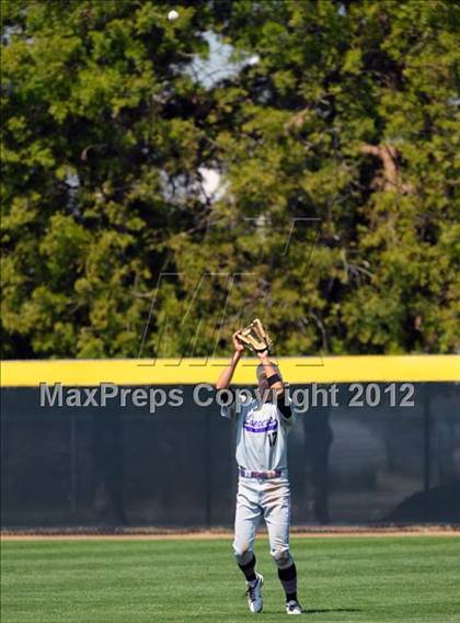 Thumbnail 1 in Alemany vs. Carlsbad (National Classic) photogallery.