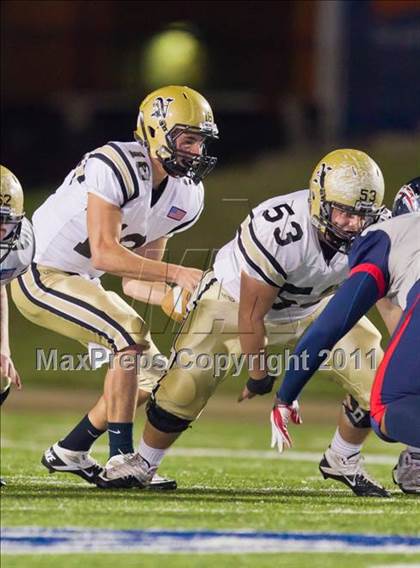 Thumbnail 3 in Nederland vs. Dawson (4A Region III Division I Regional) photogallery.