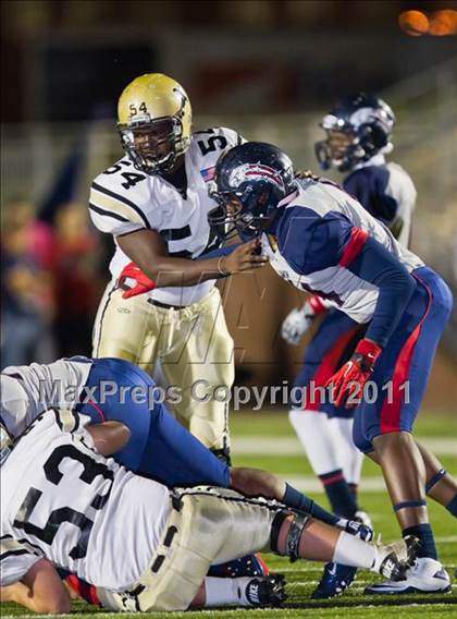 Thumbnail 2 in Nederland vs. Dawson (4A Region III Division I Regional) photogallery.