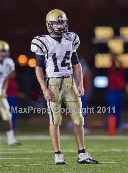 Thumbnail 2 in Nederland vs. Dawson (4A Region III Division I Regional) photogallery.