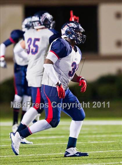 Thumbnail 2 in Nederland vs. Dawson (4A Region III Division I Regional) photogallery.