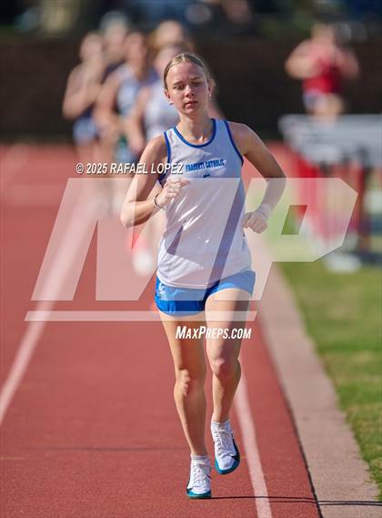 Thumbnail 2 in Rosehill Eagles Relays (3200M) photogallery.