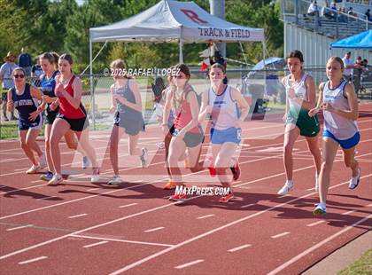 Thumbnail 3 in Rosehill Eagles Relays (3200M) photogallery.