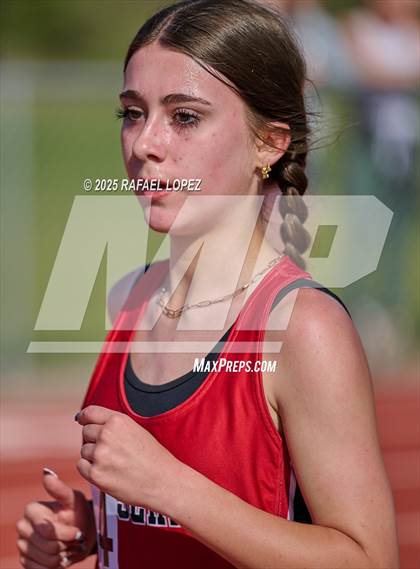 Thumbnail 1 in Rosehill Eagles Relays (3200M) photogallery.