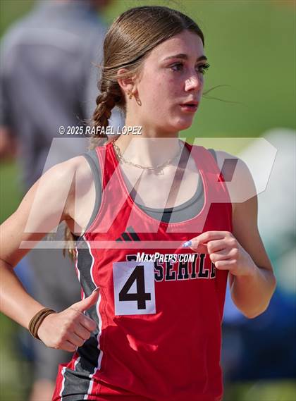 Thumbnail 1 in Rosehill Eagles Relays (3200M) photogallery.