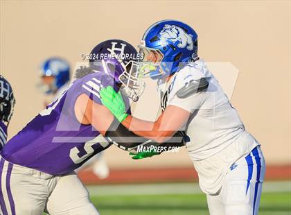 Thumbnail 2 in Burbank vs Hoover photogallery.