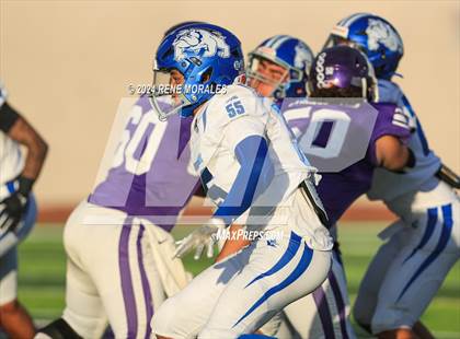Thumbnail 1 in Burbank vs Hoover photogallery.