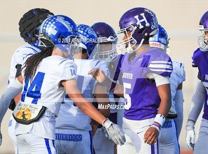 Thumbnail 3 in Burbank vs Hoover photogallery.