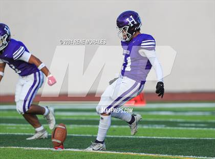 Thumbnail 3 in Burbank vs Hoover photogallery.