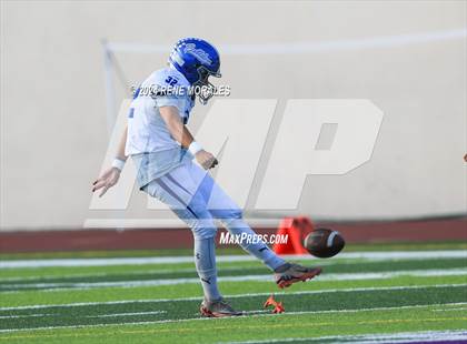 Thumbnail 2 in Burbank vs Hoover photogallery.