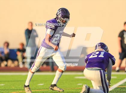 Thumbnail 3 in Burbank vs Hoover photogallery.